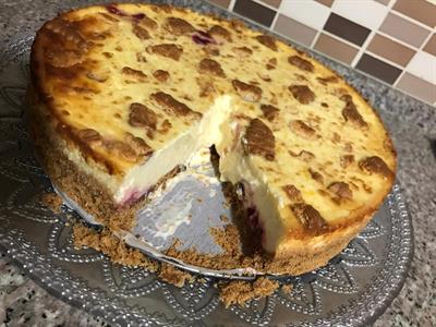 Vişneli San Sebastian Cheesecake